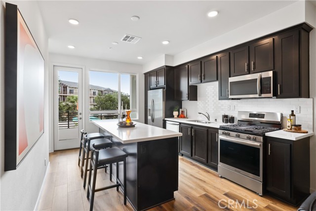 Detail Gallery Image 11 of 32 For 52 Bigsby Dr, Stanton,  CA 90680 - 3 Beds | 3 Baths