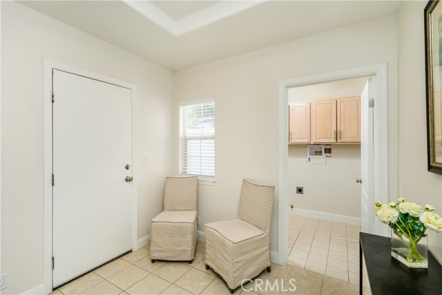 Detail Gallery Image 15 of 35 For 15229 Camarillo St, Sherman Oaks,  CA 91403 - 3 Beds | 2 Baths