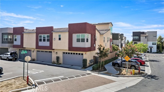 10519 Wilding Drive, Rancho Cucamonga CA: https://media.crmls.org/medias/8ae54c6a-9c9d-4aa6-9651-d7e6ed52ac61.jpg