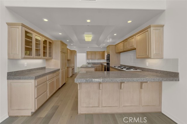 6041 Calle Mirador, Yorba Linda CA: https://media.crmls.org/medias/8ae60887-741e-4a05-87cc-b230982a4d02.jpg