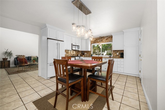 Image 6 of 55 For 590 Espanita