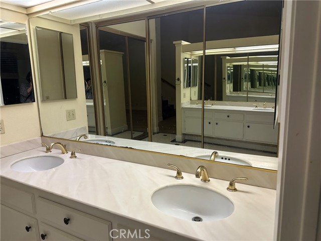 Detail Gallery Image 14 of 20 For 2124 Wildwood Ct, Fullerton,  CA 92831 - 3 Beds | 2 Baths