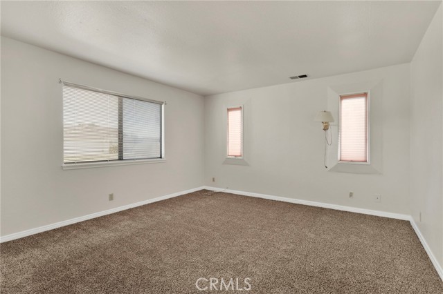 Detail Gallery Image 16 of 38 For 12760 Pinehurst, Victorville,  CA 92395 - 3 Beds | 2 Baths