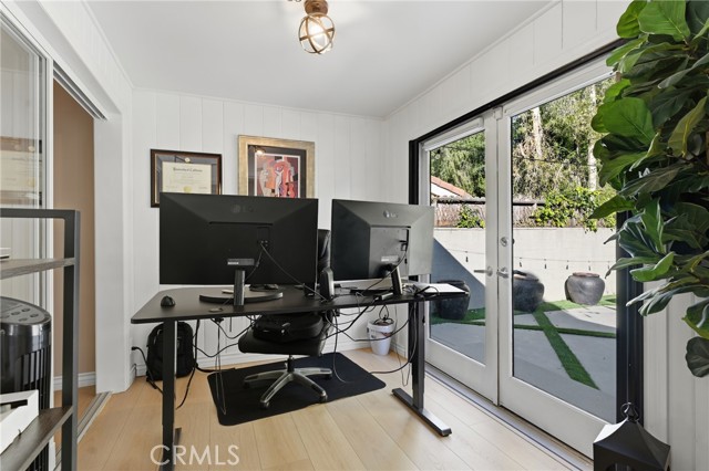 Detail Gallery Image 15 of 36 For 5244 Vanalden, Tarzana,  CA 91356 - 3 Beds | 2/1 Baths