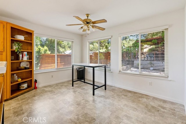 138 15th Street, Paso Robles CA: https://media.crmls.org/medias/8ae8a51b-f70b-4d08-8eaf-fa5e7f7a310a.jpg