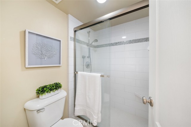 1185 E Foothill Boulevard, San Luis Obispo CA: https://media.crmls.org/medias/8aea5fd4-7ad5-4f15-831a-c72211981cd5.jpg