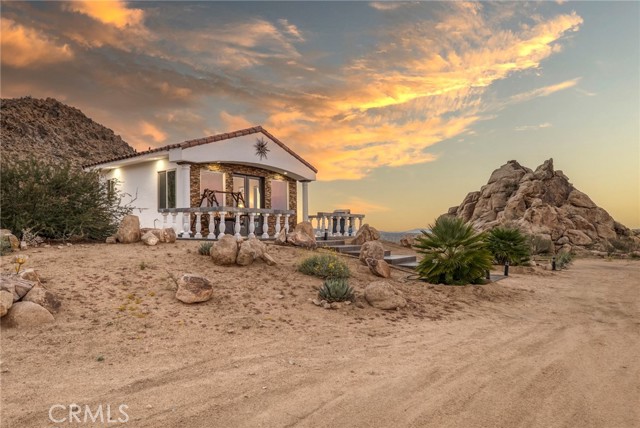 Detail Gallery Image 40 of 58 For 8022 Wesley, Joshua Tree,  CA 92252 - 5 Beds | 4/1 Baths