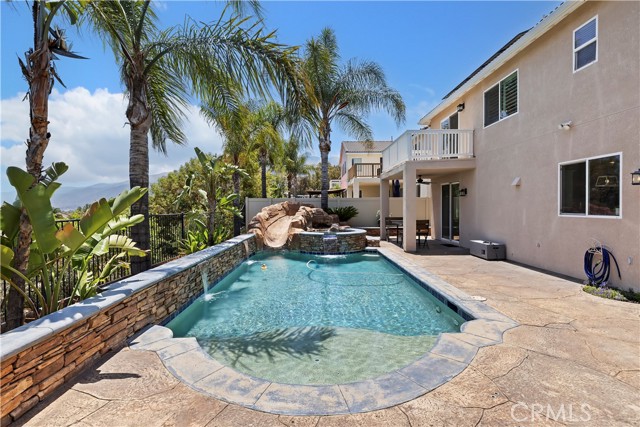 8581 Camino Limon Road, Corona CA: https://media.crmls.org/medias/8aec97f9-1024-4d73-a6d6-1b199ecfc584.jpg