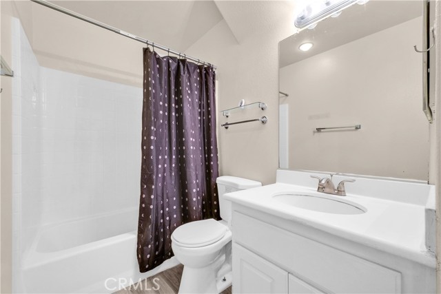 Detail Gallery Image 14 of 32 For 13127 Yellowwood, Moreno Valley,  CA 92553 - 5 Beds | 3 Baths