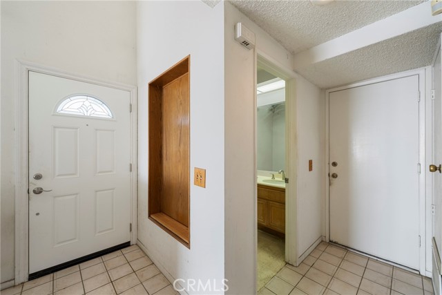 Detail Gallery Image 9 of 55 For 2518 Caribou Pl, Ontario,  CA 91761 - 3 Beds | 2/1 Baths