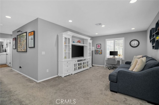 Detail Gallery Image 33 of 75 For 11932 Stonefield Dr, Corona,  CA 92883 - 4 Beds | 2/1 Baths