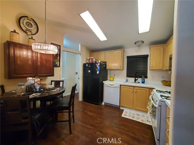 29021 Bouquet Canyon Road, Saugus CA: https://media.crmls.org/medias/8aee9f37-40de-465f-8061-8bb8ed443447.jpg