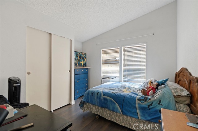 11676 11676 Acanthus, Phelan CA: https://media.crmls.org/medias/8aef8a03-b7b3-42cf-8765-bae426f58cfd.jpg