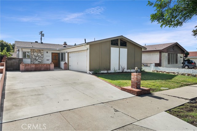 Detail Gallery Image 1 of 1 For 1414 W Dolores St, Wilmington,  CA 90744 - 3 Beds | 2 Baths