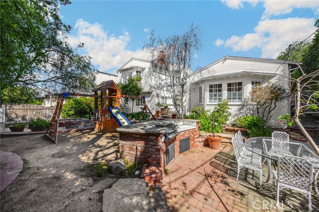 Detail Gallery Image 11 of 55 For 3301 Tilden Ave, Los Angeles,  CA 90034 - 4 Beds | 4 Baths