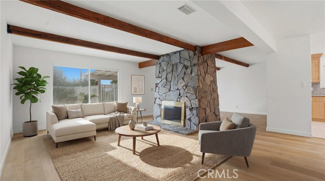 Detail Gallery Image 4 of 28 For 2180 Durazno Dr, Hacienda Heights,  CA 91745 - 3 Beds | 2/1 Baths