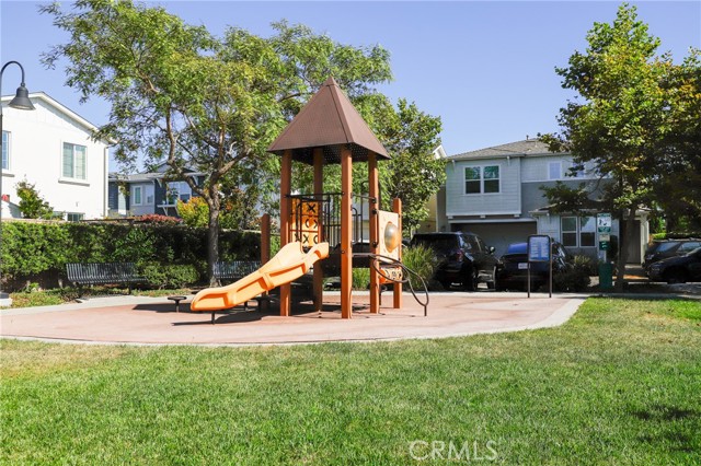 403 Aura Drive, Costa Mesa CA: https://media.crmls.org/medias/8af08d0f-f9ab-4dcb-95e6-8cb13e263c5b.jpg
