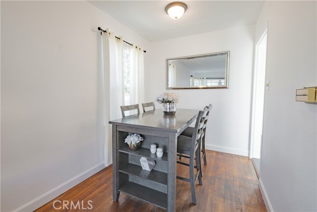4829 Walnut Ave, Long Beach CA: https://media.crmls.org/medias/8af0d7ac-da10-4273-ba9b-f7b0a6545cdc.jpg