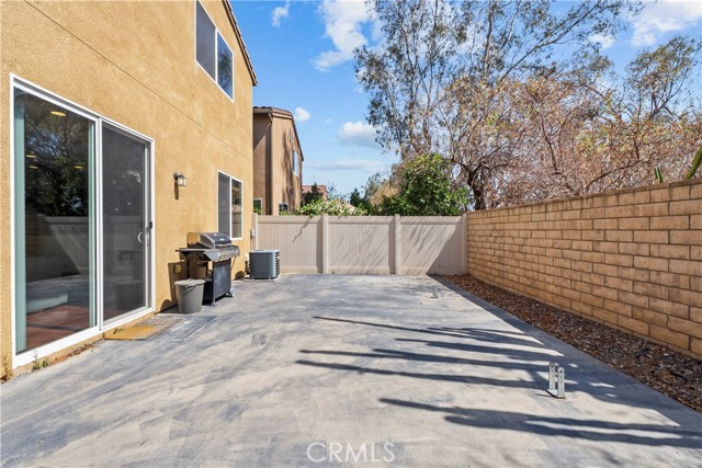 Detail Gallery Image 14 of 36 For 9703 Pine Orchard St, Arleta,  CA 91331 - 4 Beds | 3 Baths