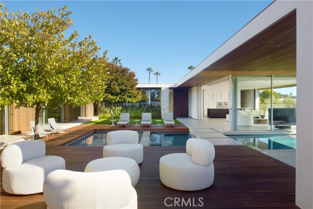 2460 Monaco Drive, Laguna Beach CA: https://media.crmls.org/medias/8af149dd-2441-45ab-9201-47c48fd5a749.jpg