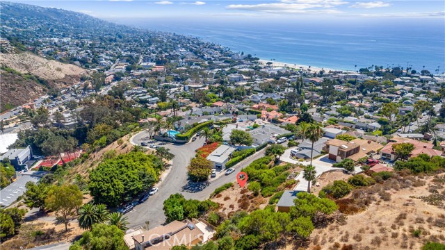 Detail Gallery Image 17 of 27 For 336 Lookout Dr, Laguna Beach,  CA 92651 - – Beds | – Baths