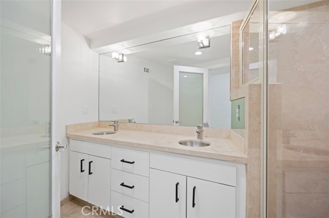 Detail Gallery Image 27 of 45 For 648 Mystic Vw, Laguna Beach,  CA 92651 - 5 Beds | 3/2 Baths