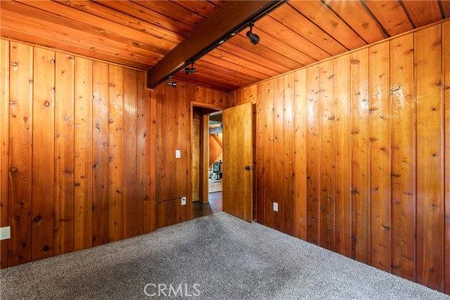 Detail Gallery Image 19 of 47 For 31115 Valley Oak Dr, Running Springs,  CA 92382 - 4 Beds | 2/1 Baths