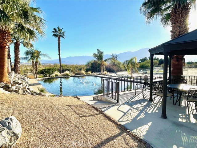 Community pond w/Gazebo