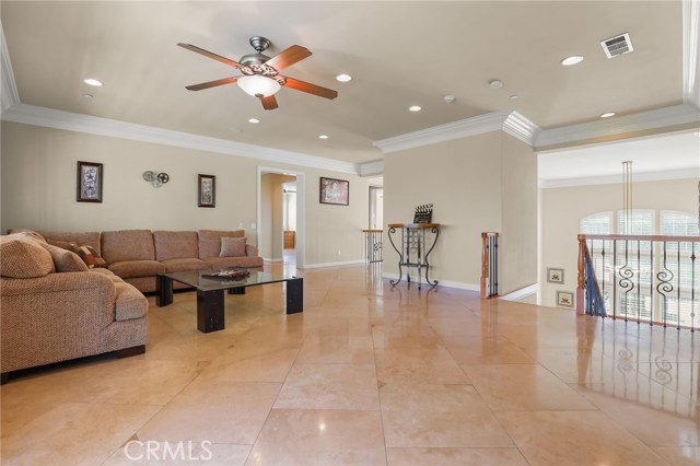 Image 27 of 75 For 12468 Longacre