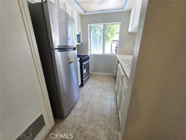 Detail Gallery Image 21 of 38 For 26938 via Terraza, Saugus,  CA 91350 - 3 Beds | 3 Baths