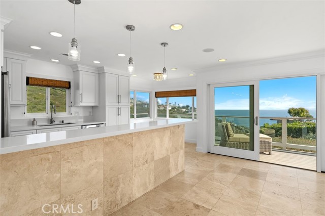 Detail Gallery Image 10 of 23 For 1285 Cortez, Laguna Beach,  CA 92651 - 2 Beds | 2 Baths
