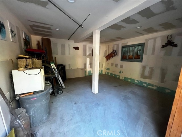 754 Golden, Lake Arrowhead CA: https://media.crmls.org/medias/8af3ac3e-9261-406a-998b-adadecb4fcb3.jpg