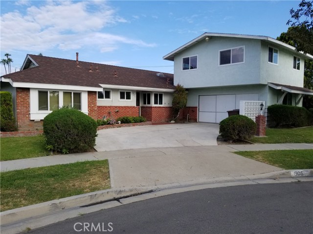 905 S Neptune Pl, Anaheim, CA 92804