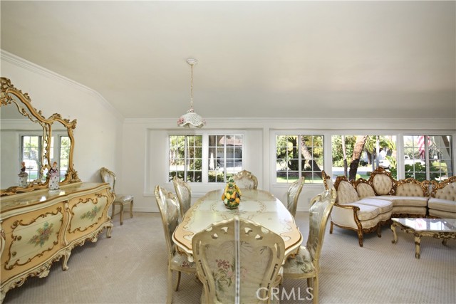 Detail Gallery Image 9 of 51 For 9122 Gainford St, Downey,  CA 90240 - 5 Beds | 4 Baths