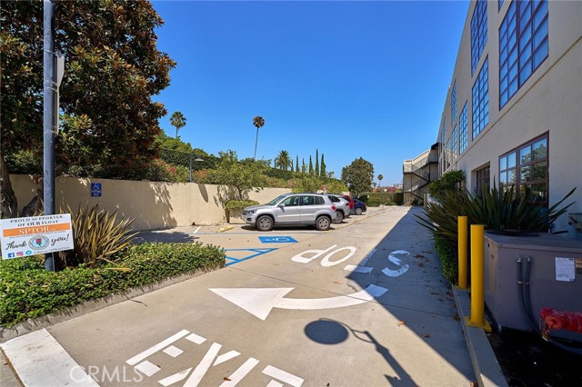 Detail Gallery Image 10 of 27 For 812 Fremont Ave #204,  South Pasadena,  CA 91030 - 1 Beds | 1 Baths