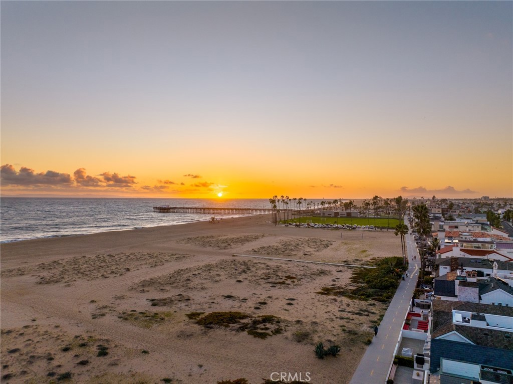 8af50010 Eb96 4977 B7ed D775c41d9163