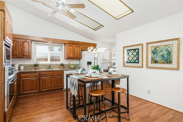 7008 Willowtree Drive, Rancho Palos Verdes, California 90275, 3 Bedrooms Bedrooms, ,1 BathroomBathrooms,Residential,Sold,Willowtree,PV22203496