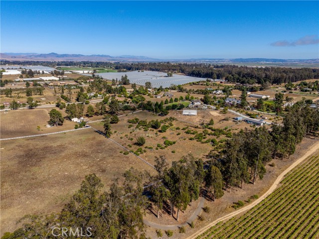 1255 Viva Way, Nipomo CA: https://media.crmls.org/medias/8af60947-a5ab-42d4-9f4a-b07d9093be48.jpg