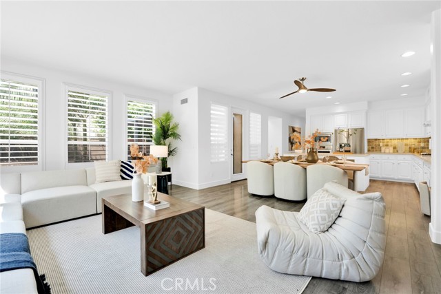 3002 Blackwood Court, Fullerton CA: https://media.crmls.org/medias/8af66970-c247-4e28-9b70-3035d93de699.jpg