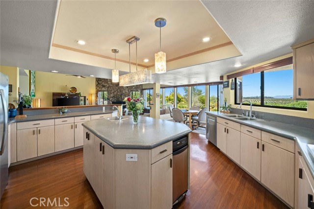 Detail Gallery Image 11 of 75 For 225 Broken Arrow Road, Nipomo,  CA 93444 - 4 Beds | 3 Baths