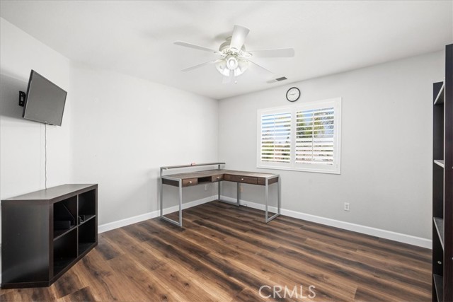 29185 Wrangler Drive, Murrieta CA: https://media.crmls.org/medias/8af738bd-52ed-4b5b-afd6-40e11201a579.jpg