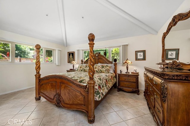 1989 Royal, San Luis Obispo CA: https://media.crmls.org/medias/8af7486e-4502-49e8-bb41-c2b91e880c15.jpg