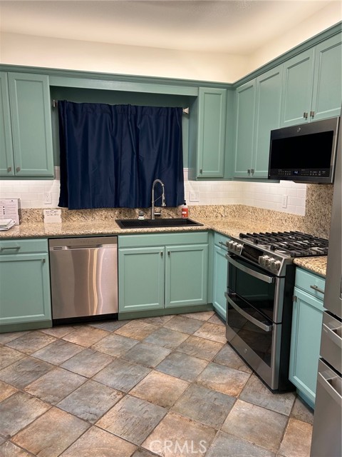 Front Image Thumbnail for CRSR25250285