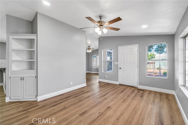 Detail Gallery Image 6 of 41 For 1218 E Cleveland #103,  Madera,  CA 93628 - 3 Beds | 2 Baths