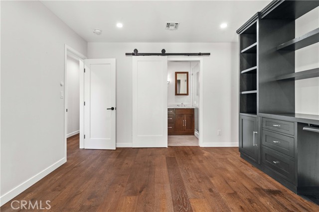 Detail Gallery Image 16 of 22 For 3340 Vickers Dr, Glendale,  CA 91208 - 3 Beds | 3 Baths