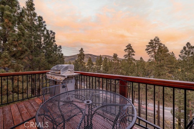 Detail Gallery Image 4 of 37 For 114 Winding, Big Bear City,  CA 92314 - 2 Beds | 1/1 Baths