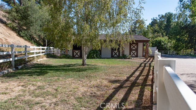 Detail Gallery Image 38 of 50 For 5250 Scott Robertson Rd, Hidden Hills,  CA 91302 - 5 Beds | 5 Baths