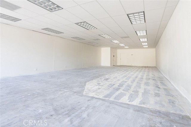 2410 E Thousand Oaks Boulevard, Thousand Oaks, California 91362, ,Commercial Lease,For Rent,2410 E Thousand Oaks Boulevard,CRPV24093420