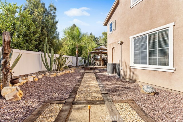 Image 34 of 68 For 32236 Cedar Crest Court