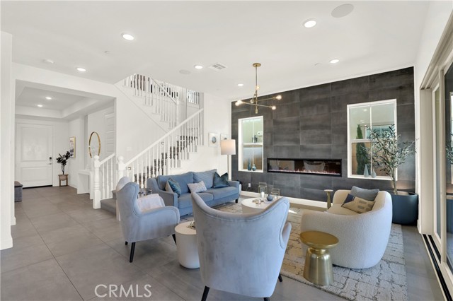 109 Ritual, Irvine CA: https://media.crmls.org/medias/8afafaeb-7d19-4532-80e4-4a1e121ab395.jpg